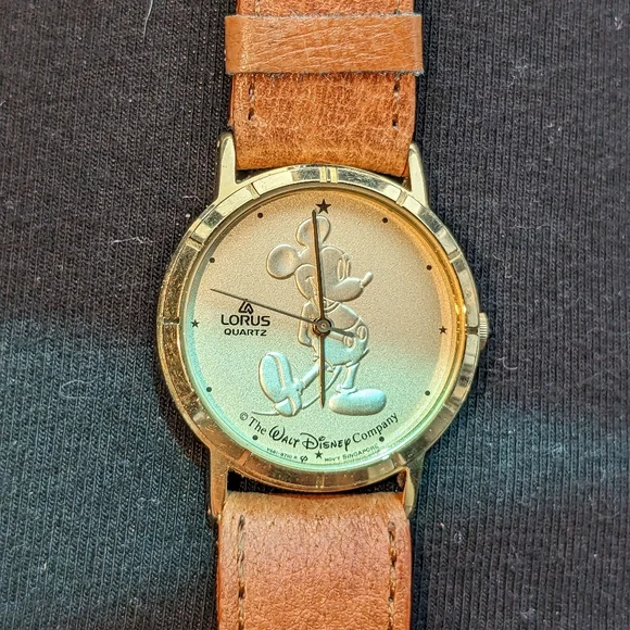Vintage Disney Genuine leather watch Amazon.com: Disney Mickey Moving Hands Watch - Vintage  main image 3